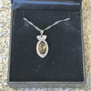 Gold Coast Brown gemstone solitaire silver pendant necklace